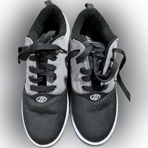 Heely’s youth 5 brand new